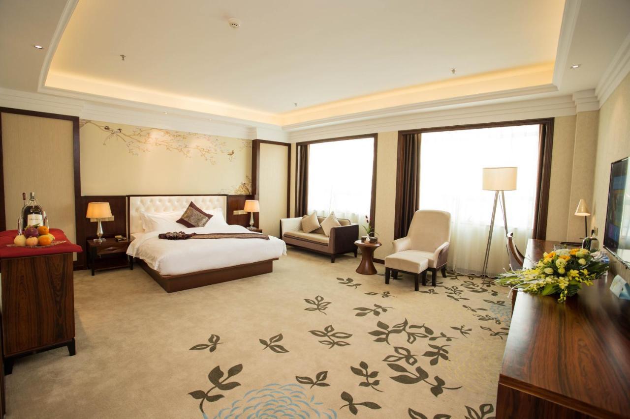 Hong Van Grand Hotel Mong Cai Eksteriør bilde