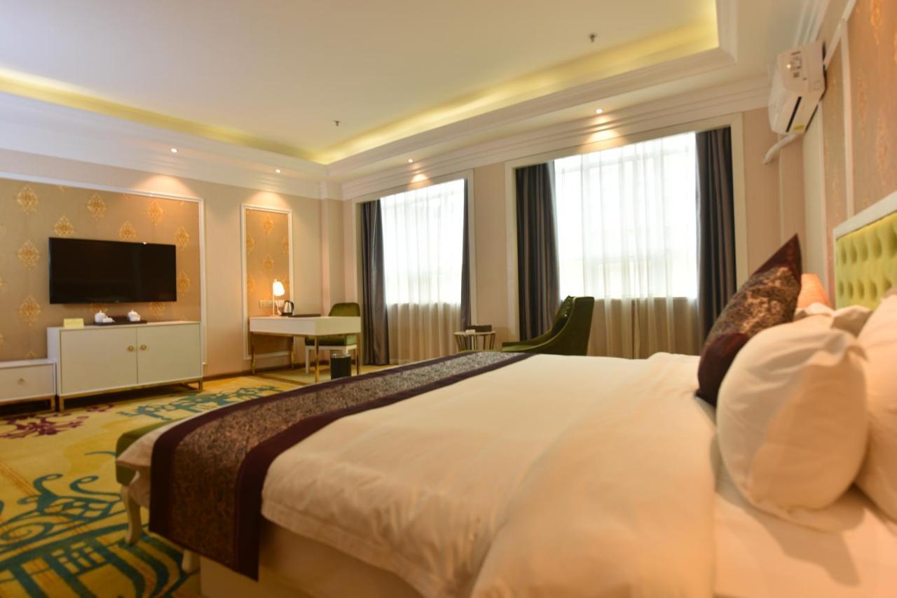 Hong Van Grand Hotel Mong Cai Eksteriør bilde