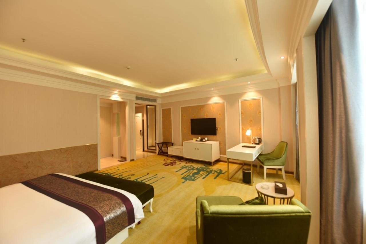 Hong Van Grand Hotel Mong Cai Eksteriør bilde