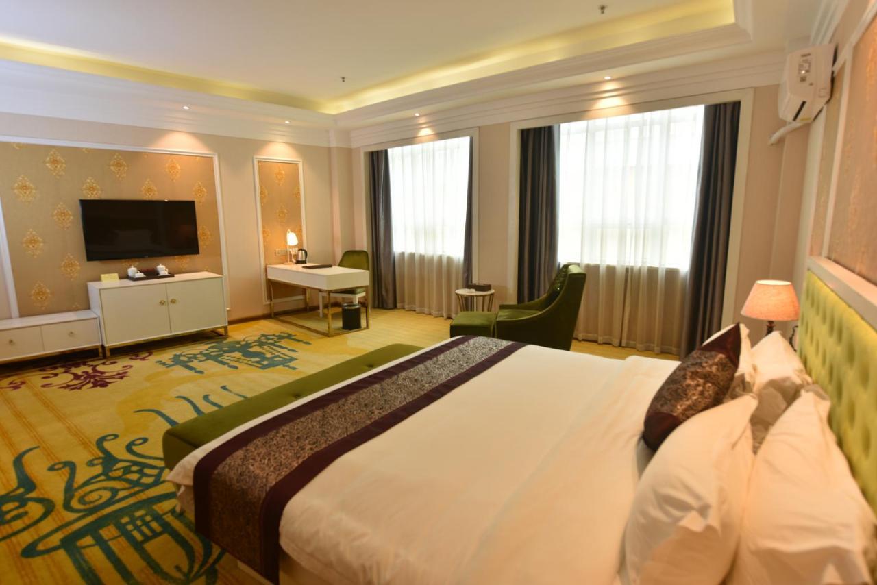 Hong Van Grand Hotel Mong Cai Eksteriør bilde