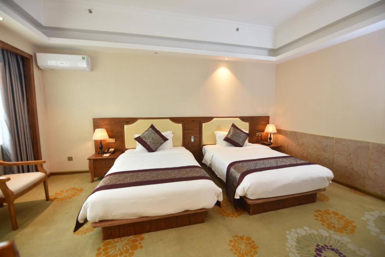 Hong Van Grand Hotel Mong Cai Eksteriør bilde