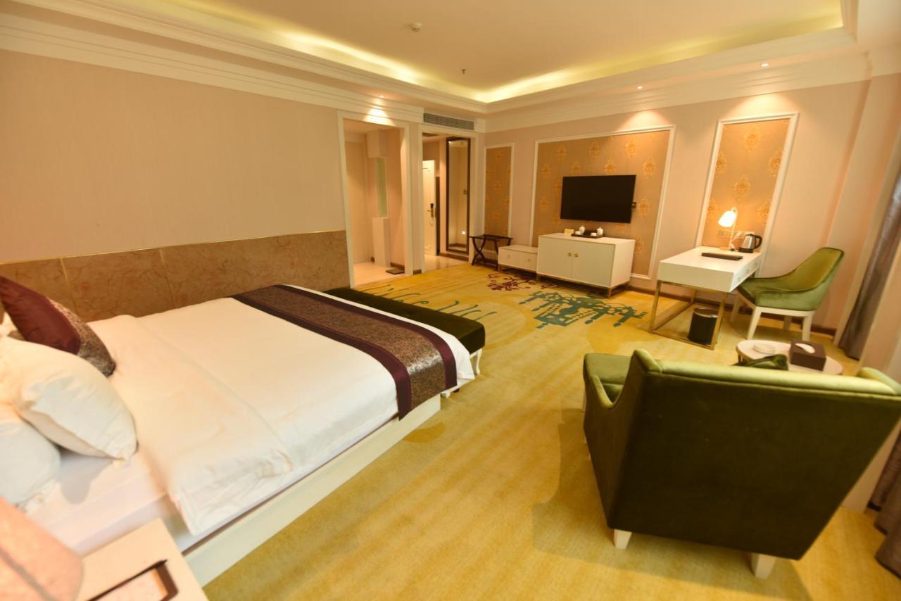 Hong Van Grand Hotel Mong Cai Eksteriør bilde
