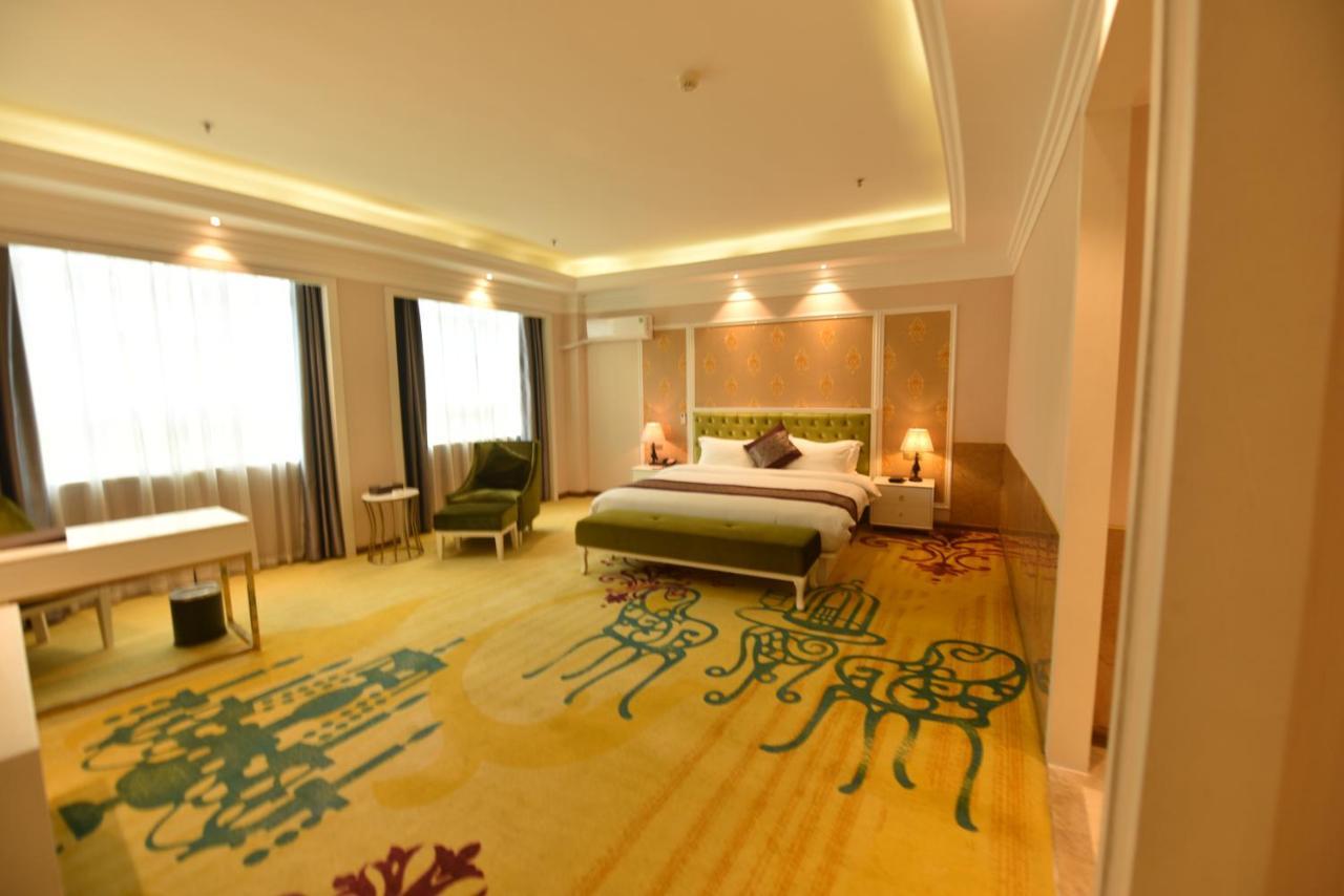 Hong Van Grand Hotel Mong Cai Eksteriør bilde